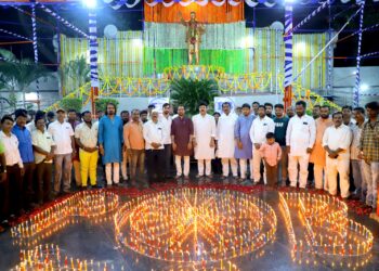 Mahaparinirvana Din | महापरिनिर्वान दिनी सोलापुरात अभिवादनासाठी लोटला जनसागर !