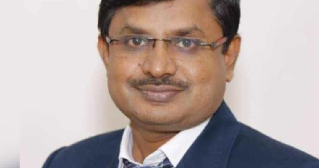 297 कोटींच्या औषध घोटाळ्यातील निलंबीत डॉ. राधाकिशन पवारांवर महत्त्वांच्या पदांची बरसात