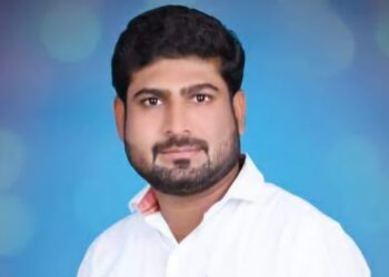 बदलापूर प्रकरणात विशेष सरकारी वकील म्हणून सोलापूरचे सरकारी वकील प्रदिपसिंग राजपूत यांची नियुक्ती करावी बदलापूर प्रकरणात विशेष सरकारी वकील म्हणून सोलापूरचे सरकारी वकील प्रदिपसिंग राजपूत यांची नियुक्ती करावी