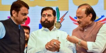 अखेर देवेंद्र फडणवीस यांच्या नेतृत्वाखालील मंत्रिमंडळाचे खातेवाटप जाहिर the portfolio allocation of the cabinet led by Devendra Fadnavis has been announced अखेर देवेंद्र फडणवीस यांच्या नेतृत्वाखालील मंत्रिमंडळाचे खातेवाटप जाहिर