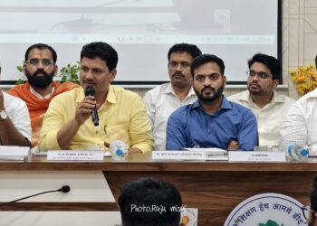 सर्व वारकरी भाविकांना पालखी मार्ग, विसावा, पालखी तळांवर आवश्यक आरोग्य सेवा उपलब्ध करून देणार : आरोग्य मंत्री प्रकाश आबिटकर All Warkari devotees will provided necessary health services Palkhi MargHealth Minister Prakash Abitkar