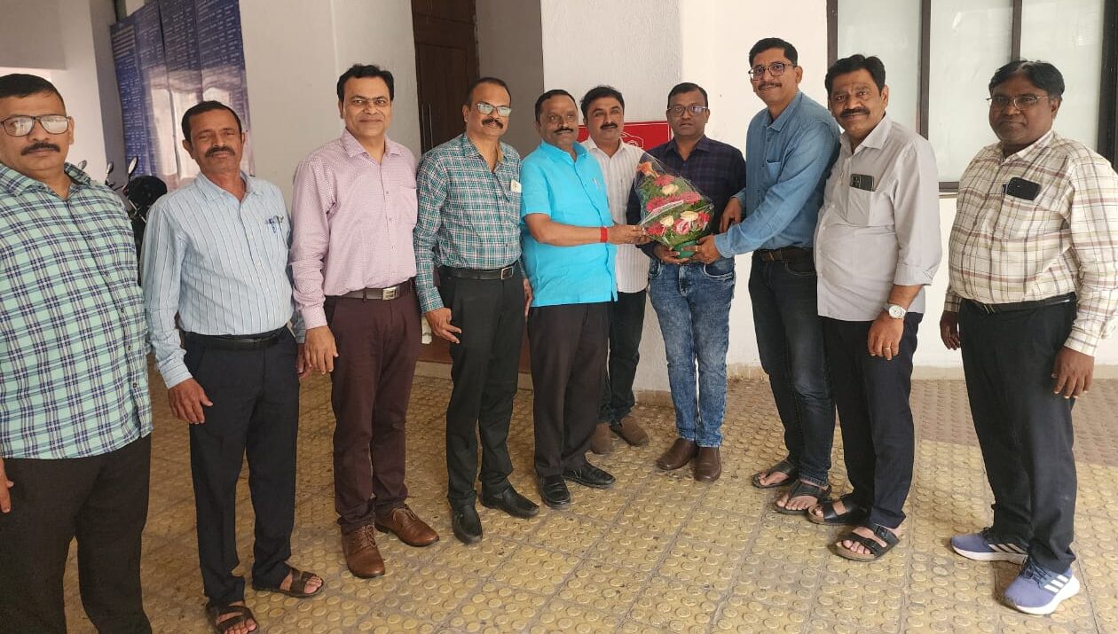 आरोग्य सेवा पुणे उपसंचालक पदी डॉ. भगवान अंतु पवार यांची नियुक्ती Dr Bhagwan Pawar appointed as DD of Health Services Pune