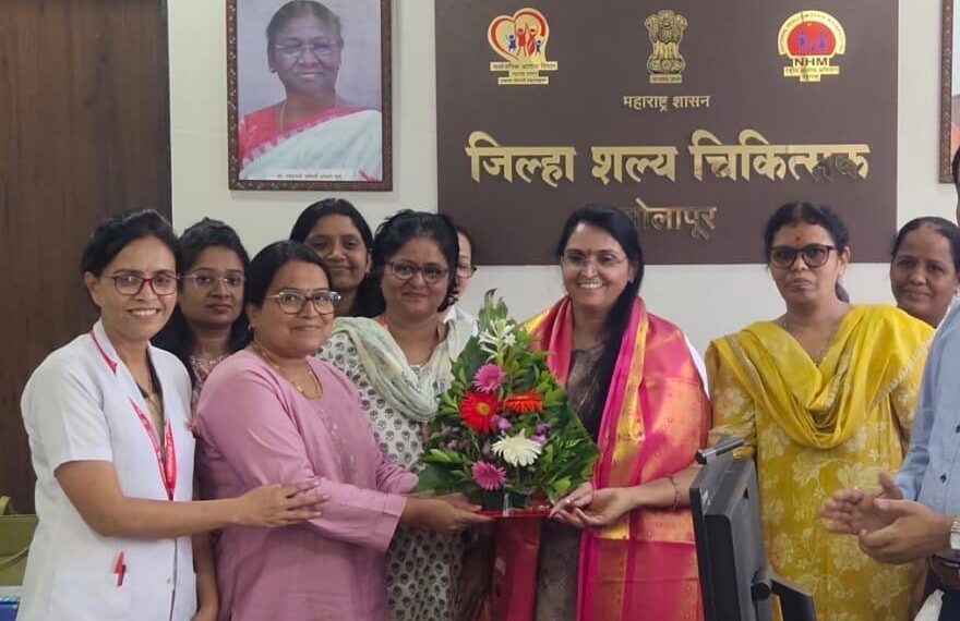 उत्तम रूग्ण सेवा आणि रूग्णालयांच्या अत्याधुनिकरणासाठी प्रयत्नशिल राहणार उत्तम रूग्ण सेवा आणि रूग्णालयांच्या अत्याधुनिकरणासाठी प्रयत्नशिल राहणार Efforts will be made for better patient care and modernization of hospitals